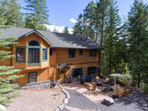 Whitefish House | Whispering Pines