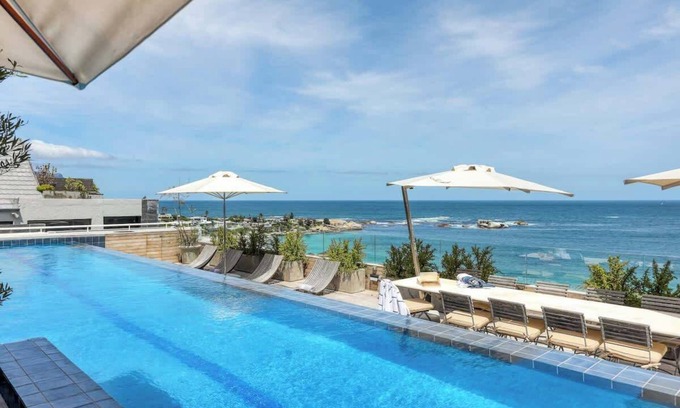Clifton Apartment | White Cliffs Penthouse - Clifton | Roof-top pool