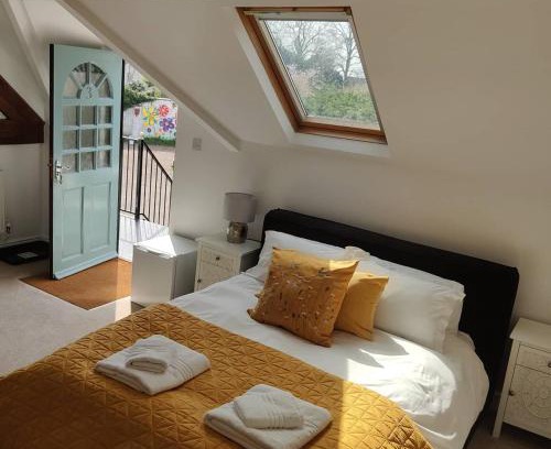 Great Barrow Hotel | White Horse Inn