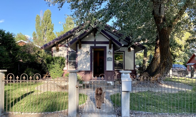 Whitefish House | Whitefish Neighborhood Guesthouse-Walk to Downtown