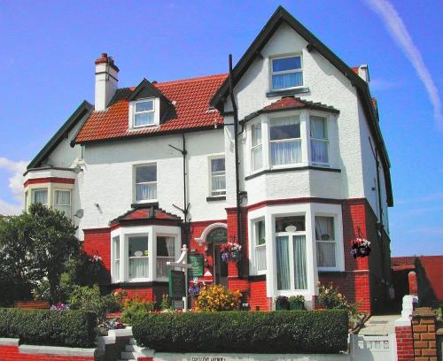 West Cliff House | Whitehaven Guest House