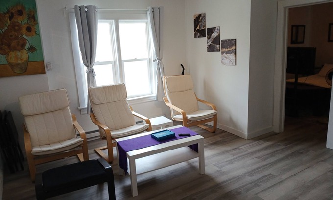 Winnipeg Apartment | Who likes white poang? Near downtown