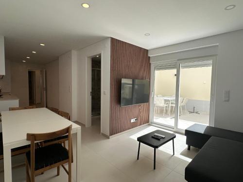 Alges Apartment | WHome Peaceful Alges Family Home away from City Noise