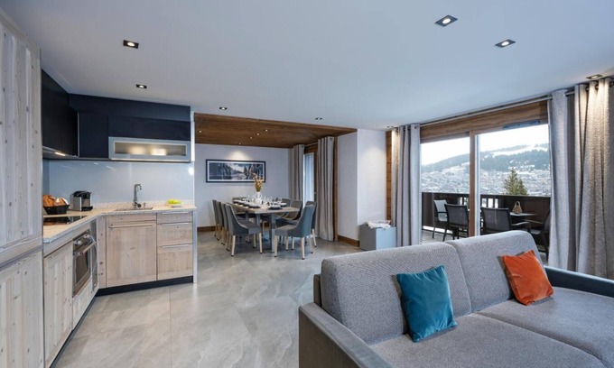 Les Saisies Apartment | Wifi, ski-in/ski-out & foot of the slopes, view mountain, fitness, swimming pool, sauna, hammam