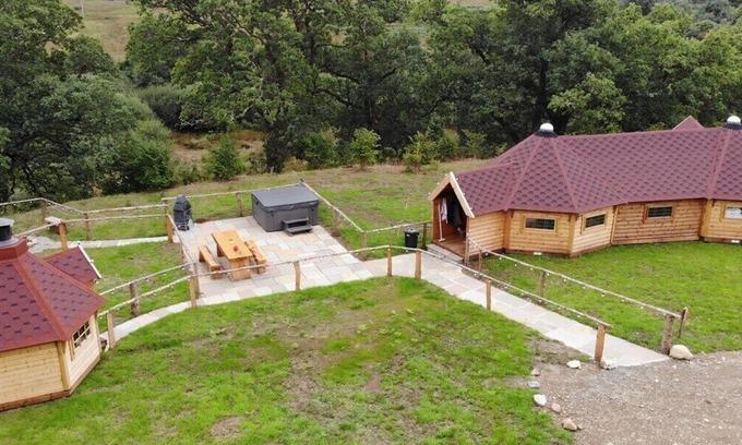 Lochgilphead Cabin | Wildcat Lodge - Luxurious log cabin in Argyll