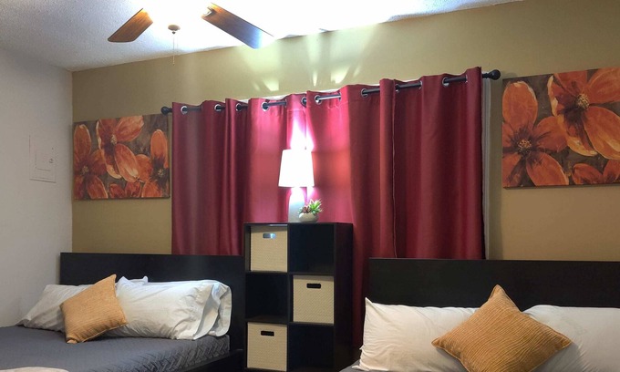 Vollintine-Evergreen Apartment | Willett 4 Adorable 1BR Apartment