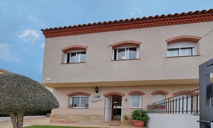 Miami Platja Cottage | Winahost Miami Playa