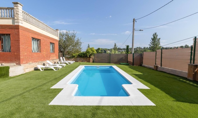 Mont Barbat Villa | Winahost Sant Cosme Villa with private pool