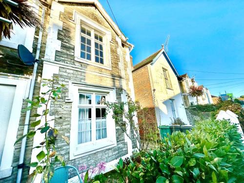 Ryde House | Windfall