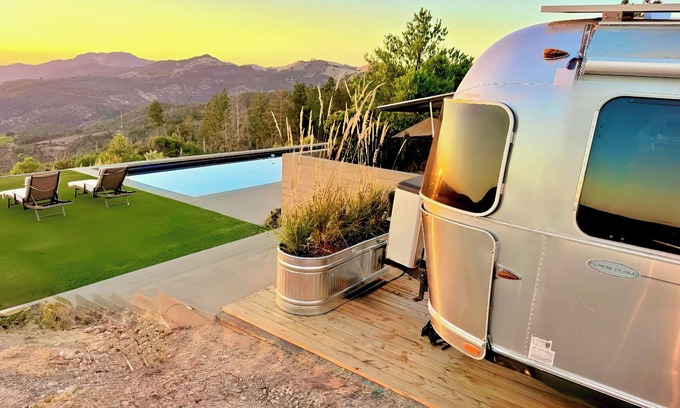Glen Ellen House | Wine Country Airstream w/Pool
