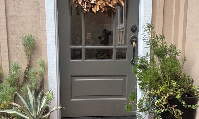 Glen Ellen House | Wine Country beautiful Glen Ellen, Sonoma Valley Secluded Sophistication.