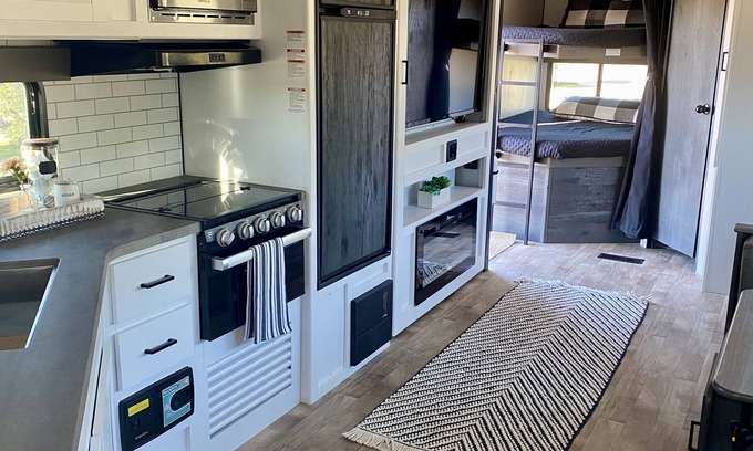 Temecula House | Wine Country RV next to Animal Sanctuary
