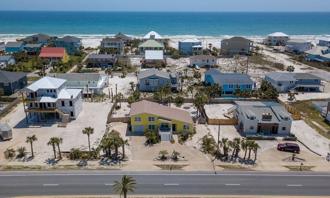 Villa Segunda House | Winter SPECIAL! Steps 2 Beach! Waterview! Pets Welcome!
