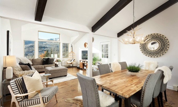 Snowmass Village House | Winter Wonderland at Snowmass Retreat: Private Hot Tub & Sauna, Balcony Views & Driveway Parking!