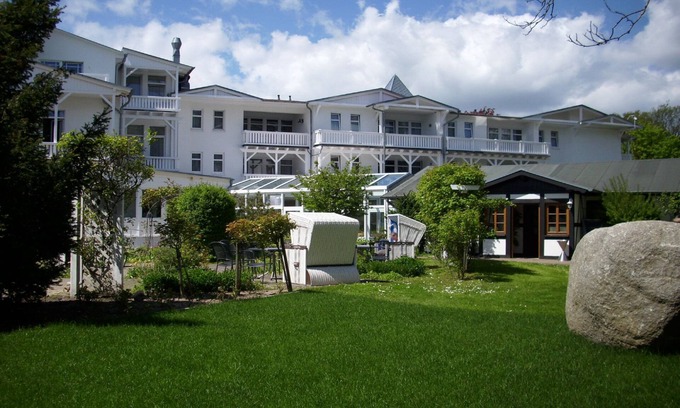 Gohren Apartment | With sea view and balcony, use of swimming pool and sauna - FeWo Ostseeperle Nr. 17