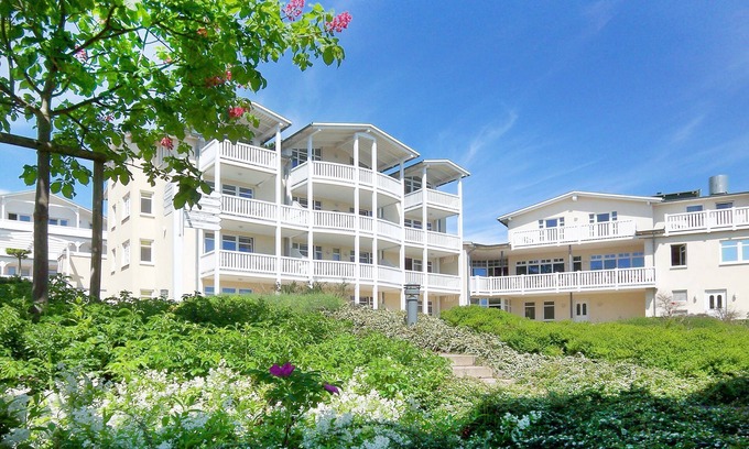 Gohren Apartment | With sea view and balcony, use of swimming pool and sauna - Sea view apartment 48