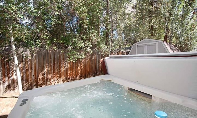 Rancho Bijou House | Within 1 Mile of Heavenly Ski Resort - Affordable with Hot Tub! -3402B