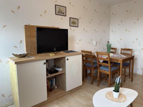 Wiek Apartment | Wohnung in Wiek nahe Juliusruh Strand, cleaning included