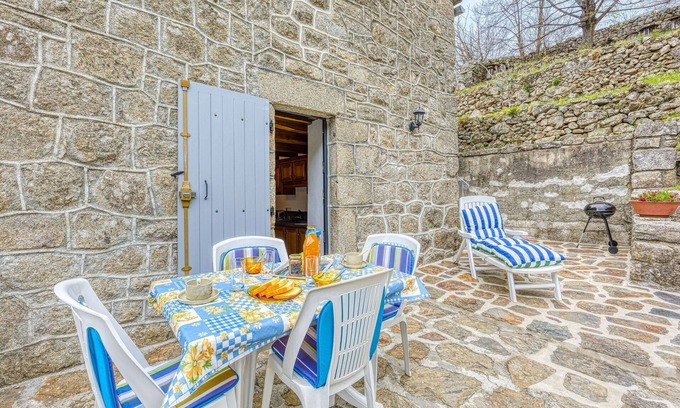 Sainte-Marguerite-Lafigere House | Wonderful private villa for 4 people with TV, terrace and panoramic view