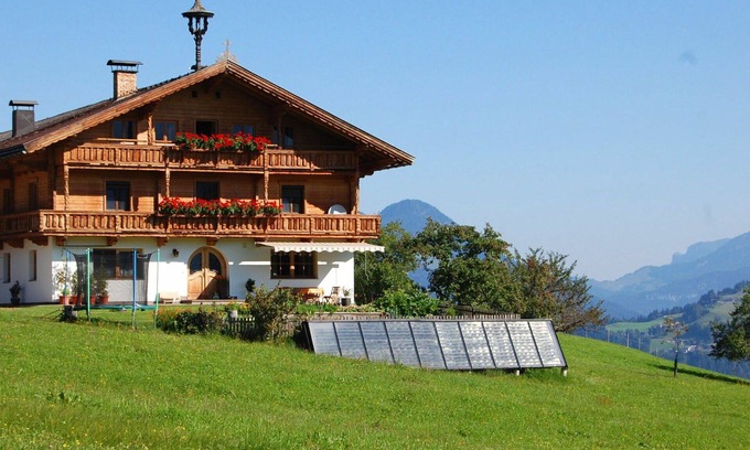 Hopfgarten im Brixental Villa | Wonderful villa for 6 people with WIFI, TV, balcony, pets allowed and panoramic view