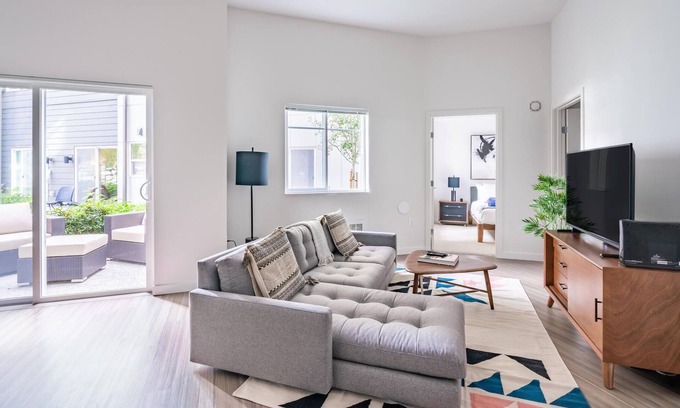 Redmond Apartment | Wonderful 1BR in Redmond, Rooftop + Pet-Friendly