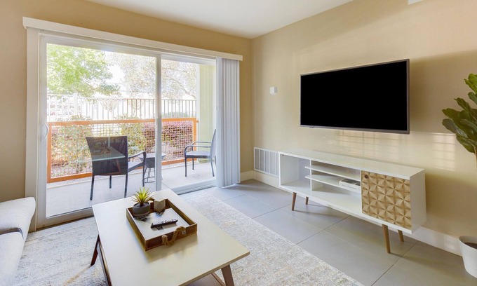East San Mateo Apartment | Wonderful 1BR in San Mateo, Pool + Parking