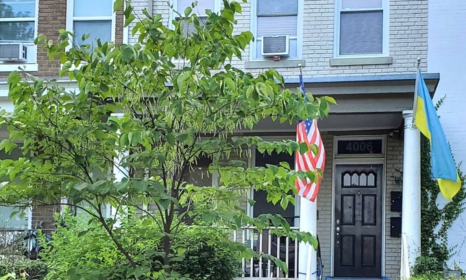 Petworth Apartment | Wonderful 2-Bedroom Apartment in Great Location in Washington DC