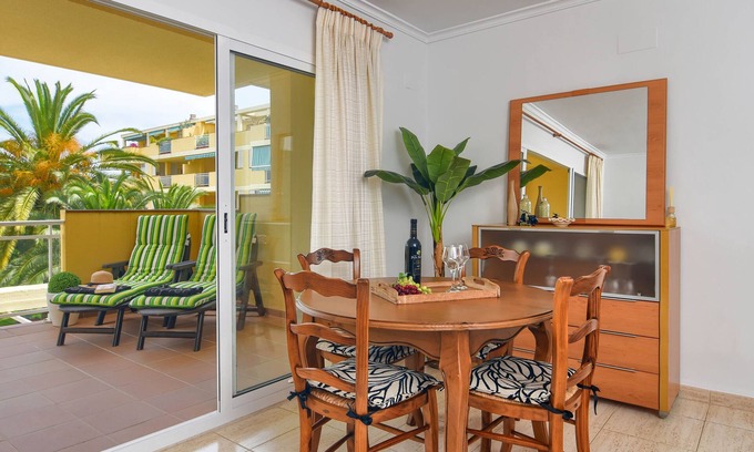 Denia Apartment | Wonderful and cheerful apartment with communal pool in Denia, Costa Blanca, Spain for 4 persons