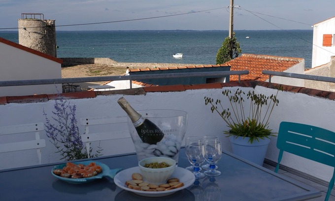 Noirmoutier-en-l'Ile House | Wonderful stylish 3* Beach house just 30m from seashore, Noirmoutier, France