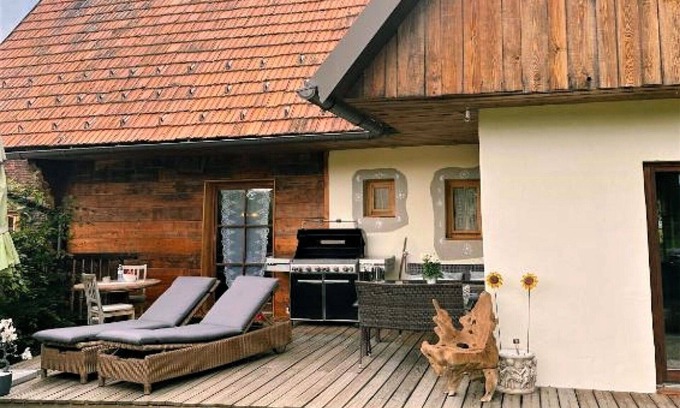 Brodingberg House | Wonderful private villa for 6 people with A/C, WIFI, hot tub, TV, patio and pets allowed