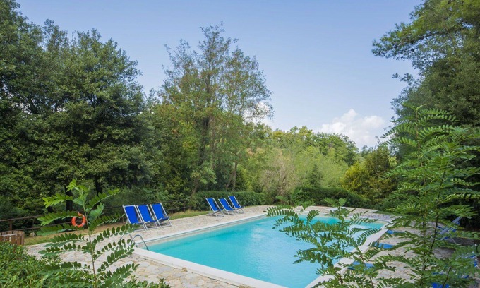 Lorenzana House | Wonderful private villa for 10 guests with WIFI, pool, balcony, pets allowed and panoramic view