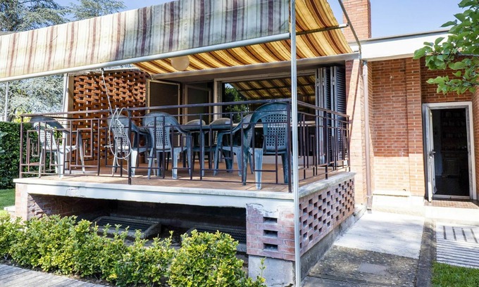 Latina Lido House | Wonderful private villa for 10 people with WIFI, TV, terrace and parking