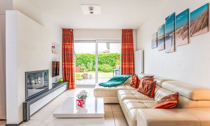 Zandvoorde Villa | Wonderful private villa for 4 people with WIFI and TV