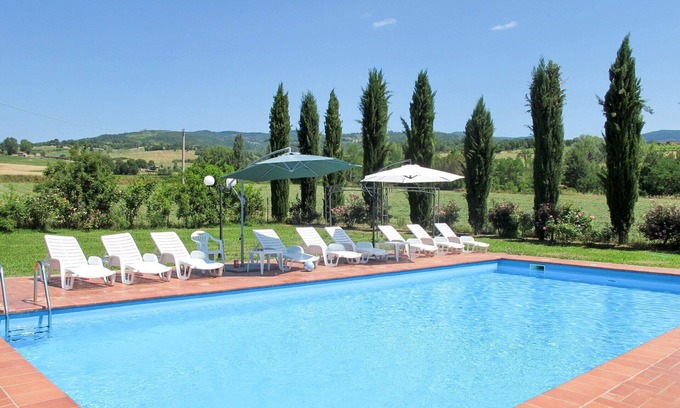 Porrena Villa | Wonderful private villa with private pool, WIFI, TV, patio, pets allowed and panoramic view