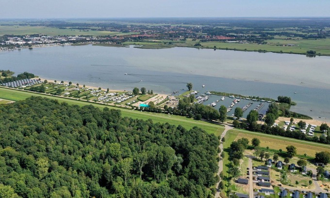 Biddinghuizen House | Wonderful private villa for 6 people with WIFI, pool, TV and terrace