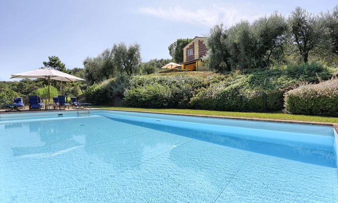 Lucca Villa | Wonderful private villa with WIFI, A/C, private pool, TV and panoramic view, close to Lucca
