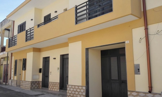 Giurdignano House | "Wonderful Sea, home to the height"