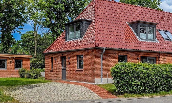 Hauert House | Wonderful villa for 4 people with WIFI, TV, terrace and pets allowed