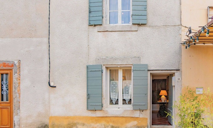 Villars House | Wonderful villa for 4 people with WIFI and patio
