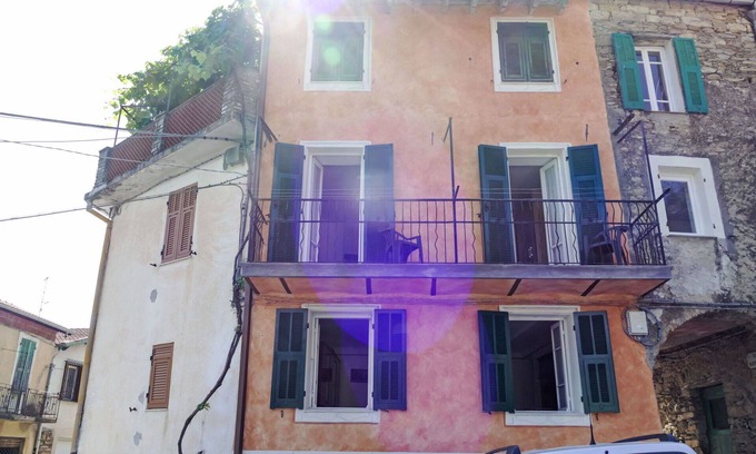 Ville San Sebastiano House | Wonderful villa for 4 people with WIFI, balcony, pets allowed and panoramic view
