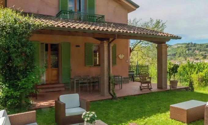 Brisighella House | Wonderful villa with infinity pool just above Brisighella spa