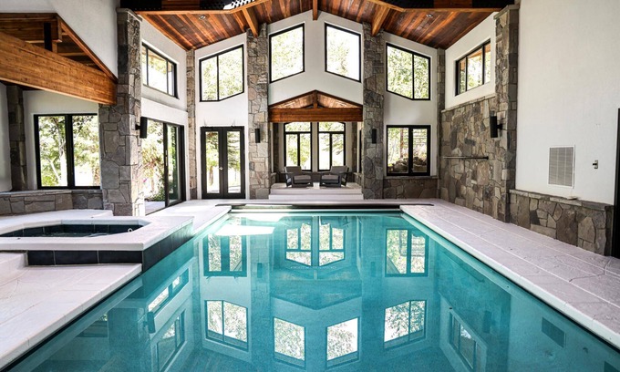 Park City Cottage | Wonderland Estate 6 Bedrooms PAS-2680 by KBM