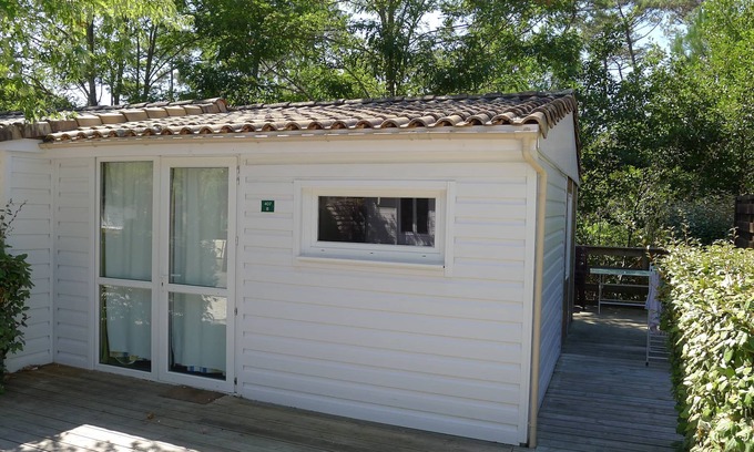 Gujan-Mestras Ski Chalet | Wood bungalow in the heart of the Bassin d'Arcachon.