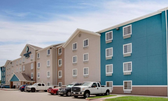Texas City Hotel | WoodSpring Suites Texas City