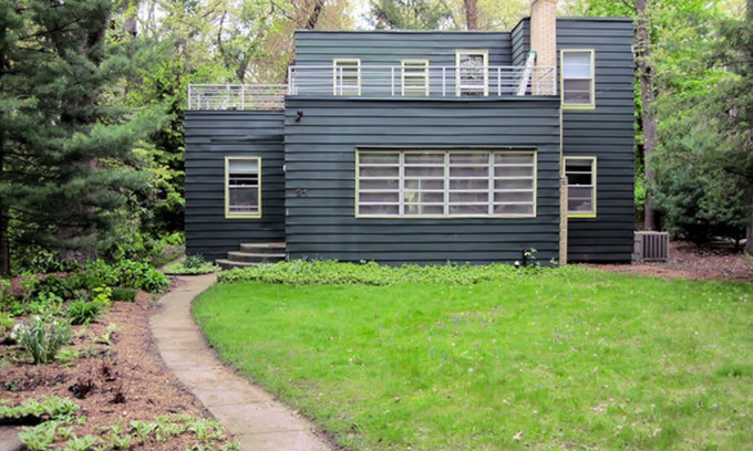 Michiana House | Woodsy Retreat W/Private Hot Tub, Enclosed Patio, Firepit, & Free WiFi