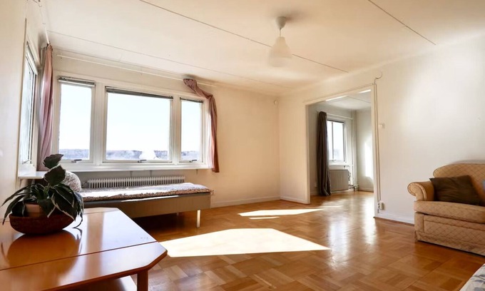 Bohus Apartment | Workers' Flat - 6 Beds - BBQ - Parking lot - All-inclusive