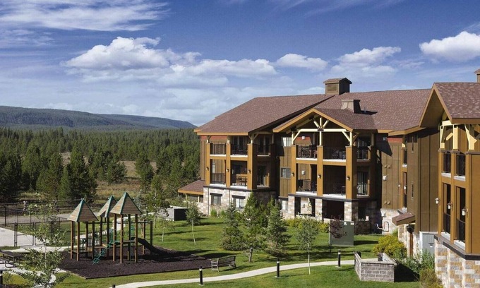 West Yellowstone Resort | WorldMark West Yellowstone 1 Bedroom – Your Gateway to Adventure & Family Fun!