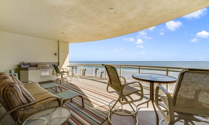Daytona Beach Condo | WOW! Gorgeous Oceanfront Luxury Condo
