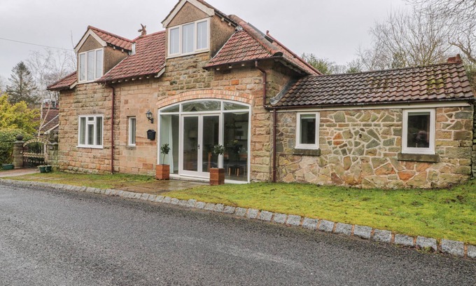Staintondale Cottage | WYKE LODGE COTTAGE, pet friendly, with open fire in Staintondale