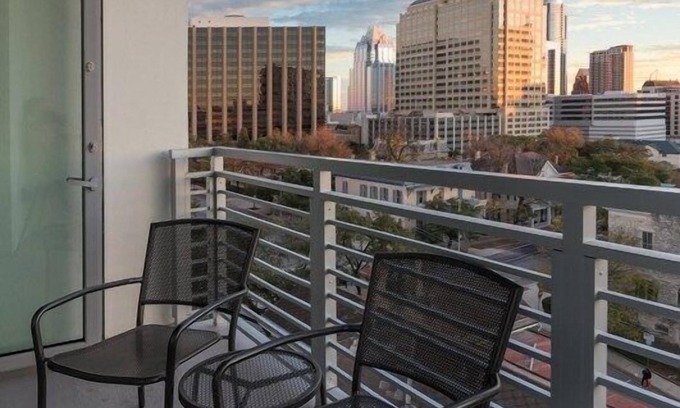 Civic District Condo | Wyndham Austin - 2 Bedroom Deluxe